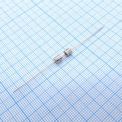 Fuse 3.6*10 8А выв.